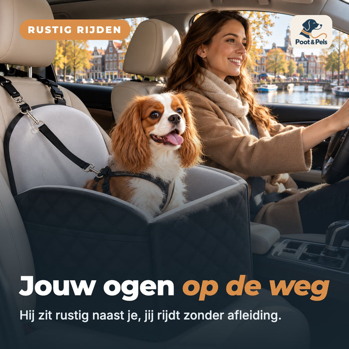 Rustig rijden: jouw ogen op de weg. Hij zit rustig naast je, jij rijdt zonder afleiding.